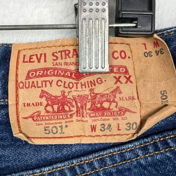 Vintage Levis 501 Jeans Mens 34x30 Straight Button Fly Blue Original Fit Y2K - Picture 7 of 12